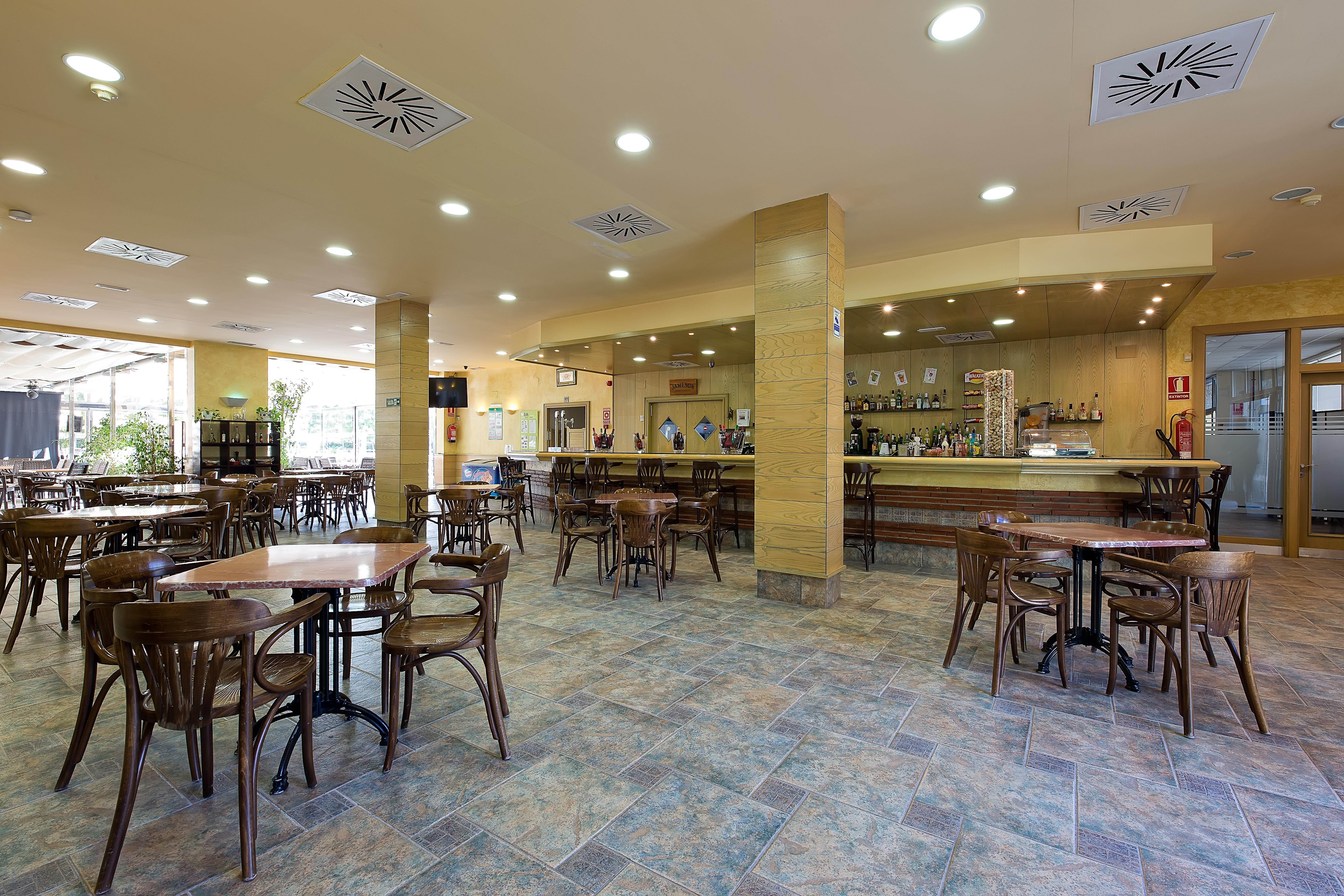 Pineda Park Apartment ลาปีเนดา ภายนอก รูปภาพ