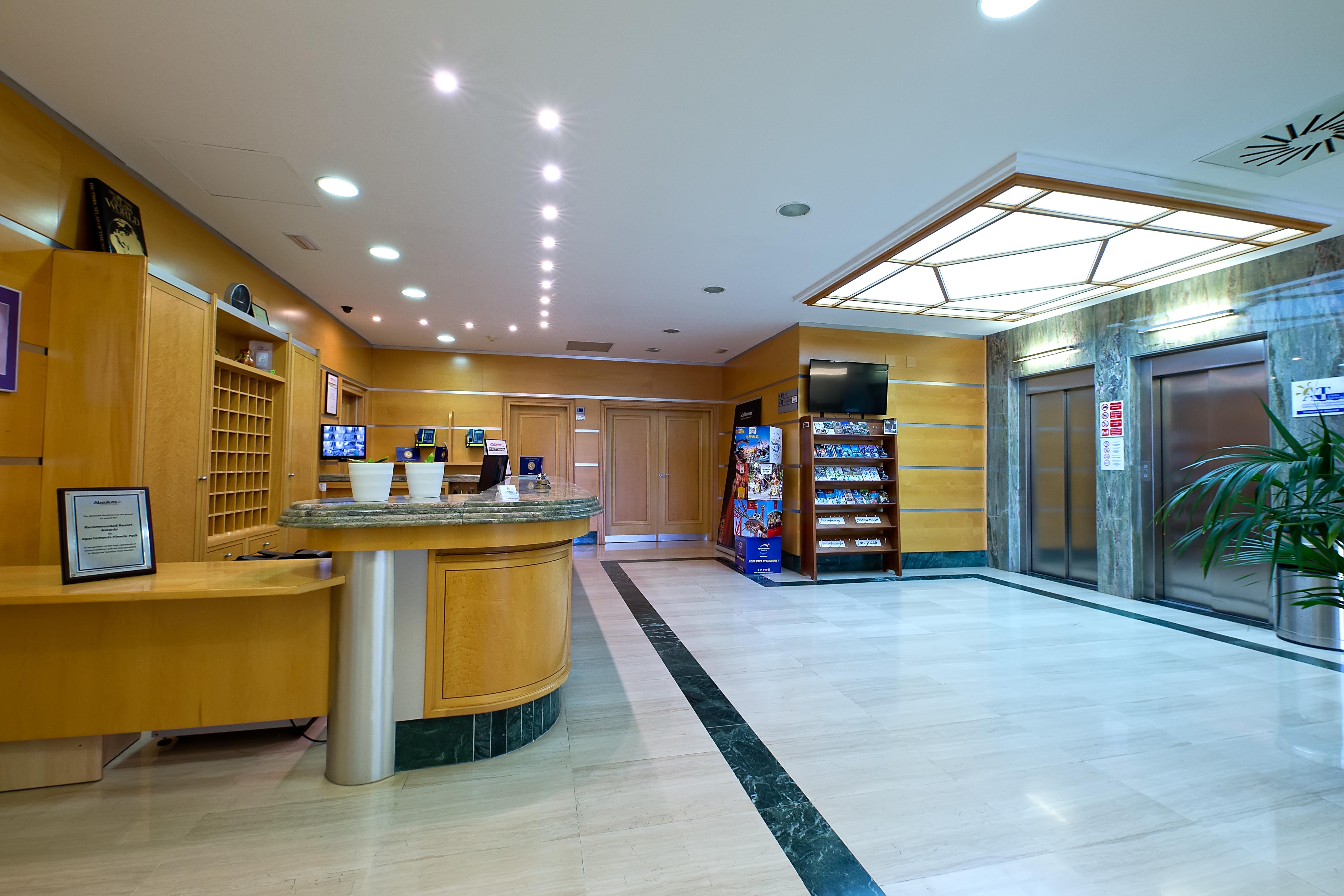 Pineda Park Apartment ลาปีเนดา ภายนอก รูปภาพ